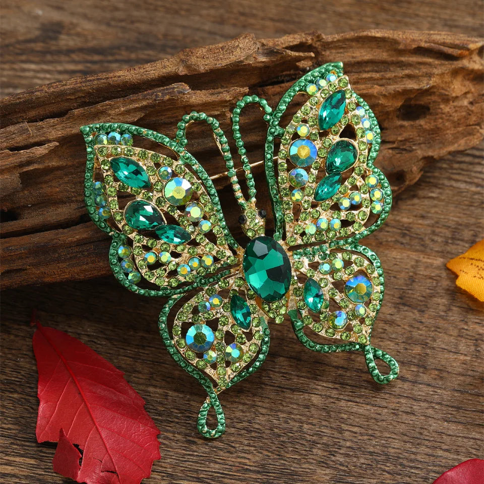 Women  Classic Vintage Luxury Crystal Butterfly Brooches Pins Exquistie Fashion Shiny Rhinestone Insect Series Accessories