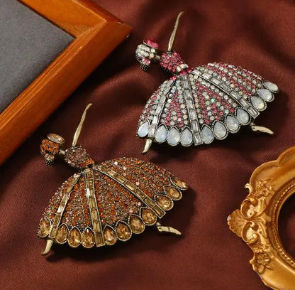 Fashionable and cute angel brooch with full diamond alloy clip