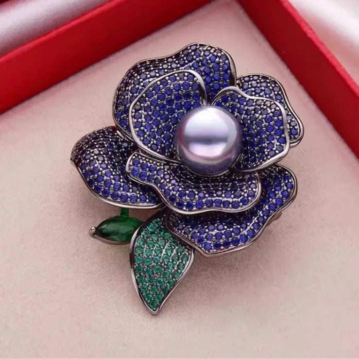 Rhinestone Camellia Flower Brooch Pearl Lapel Pin For Women Banquet Party Suit Coat Backpack Fashion Jewelry Accessories