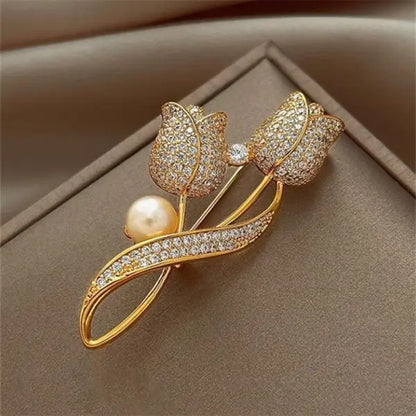 Lovely Birds Butterfly Bee Brooch For Women Pearl Rhinestone Trendy Animal Jewelry Coat Dress Lapel Pins Wedding Party Gifts