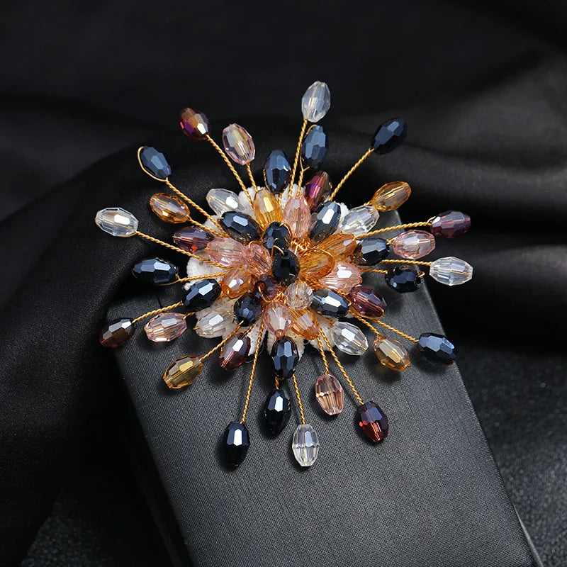 SKEDS 2022 Exquisite Luxury Women Rhinestone Flower Brooch Badges Pearl Crystal Plant Brooches High Quality Retro Pin For Lady