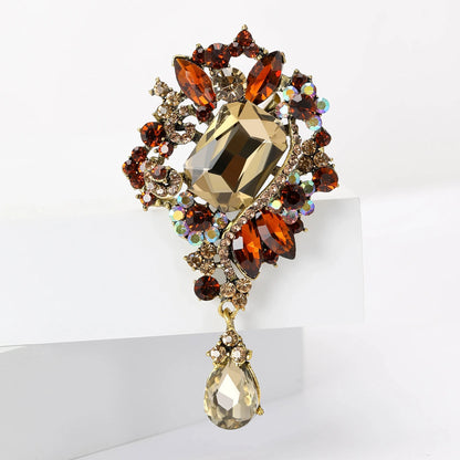 Crystal Glass Pendant Brooches for Women Unisex Rhinestone Flower Pins Banquet Party Backpack Gifts Jewelry Accessories