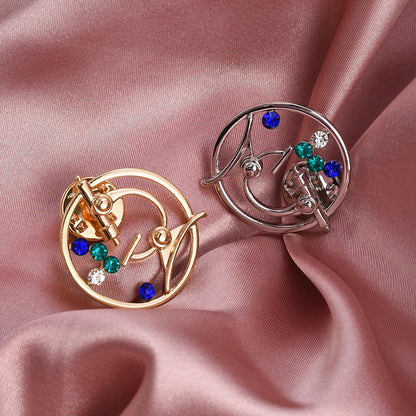 Microscope Crystal Brooch Chemical Medical Equipment Pin Jacket Lapel Lanyard Badge Gift Jewelry Accessories for Man Woman Stude