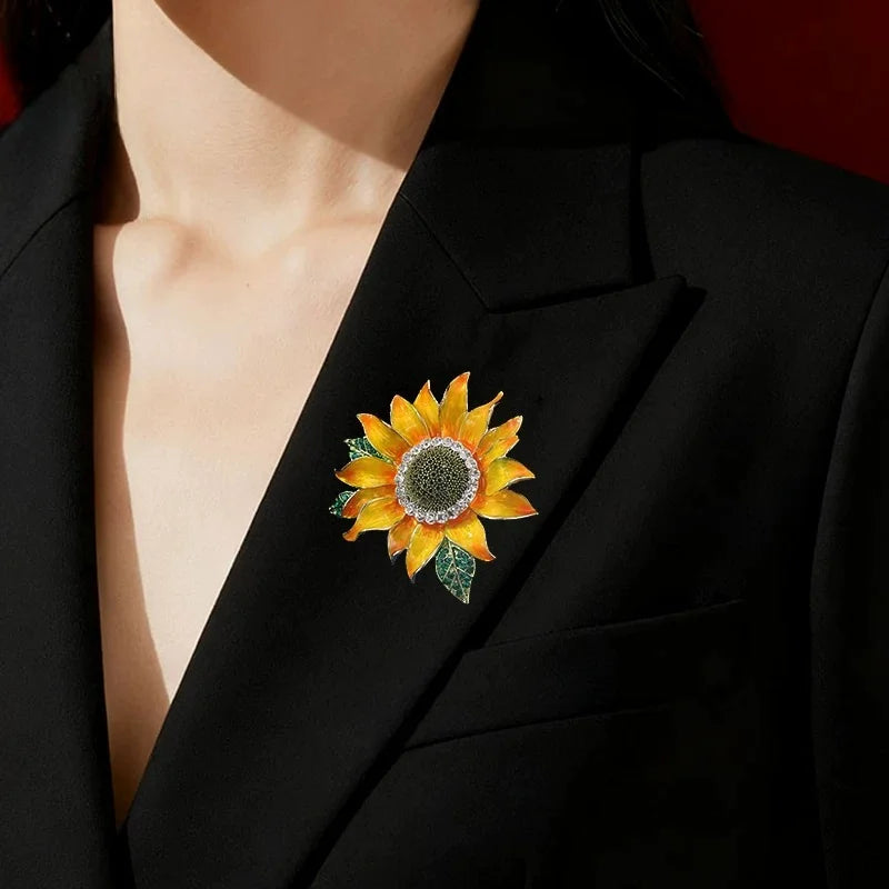 Sunflower Brooch for Women Enamel Rhinestone Flower Pin Elegant Suit Accessory for Wedding Party Gift