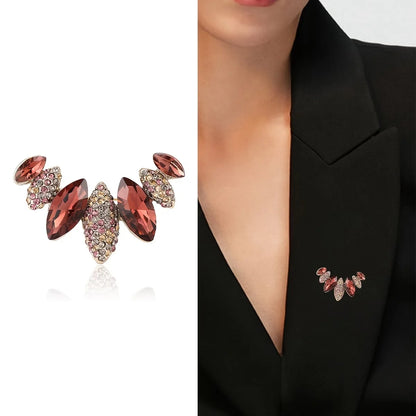 1‑Pc Leaf‑Shaped Lapel Pin, Decorative Leaf Brooch, Elegant Outfit Ornament for Dresses, Coats and Shawls, Ideal for Wedding