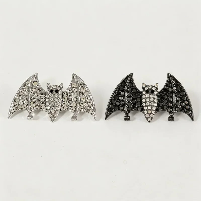 Funny Bat Brooch Gothic Lapel Pin For Women Clothing Coat Sweater Halloween Holiday Party Jewelry Accessories Gift