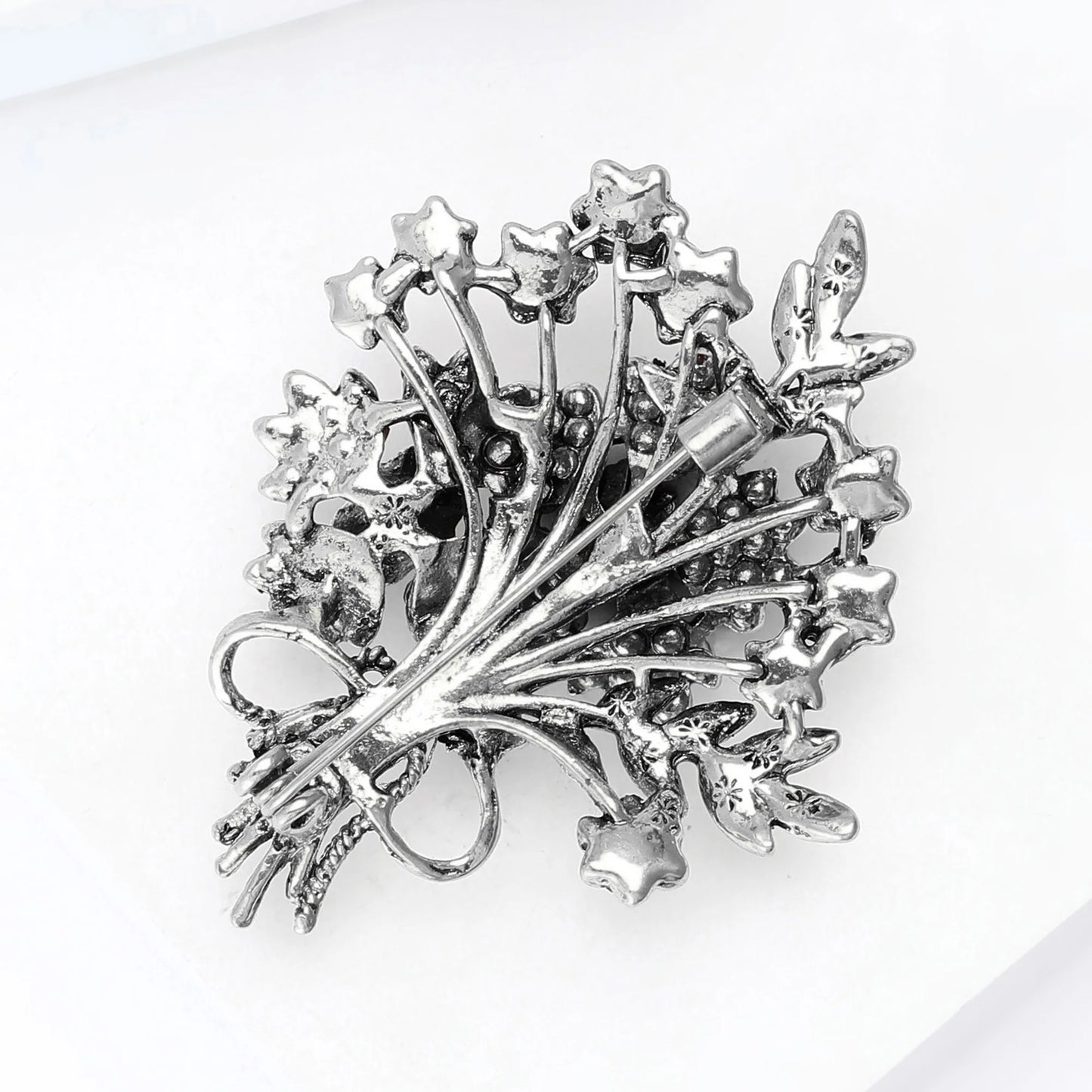 Beaut&Berry Luxury Rhinestone Flower Bouquet Brooches for Women Plant Pins Friends Party Gifts Banquet Jewellery Accessories