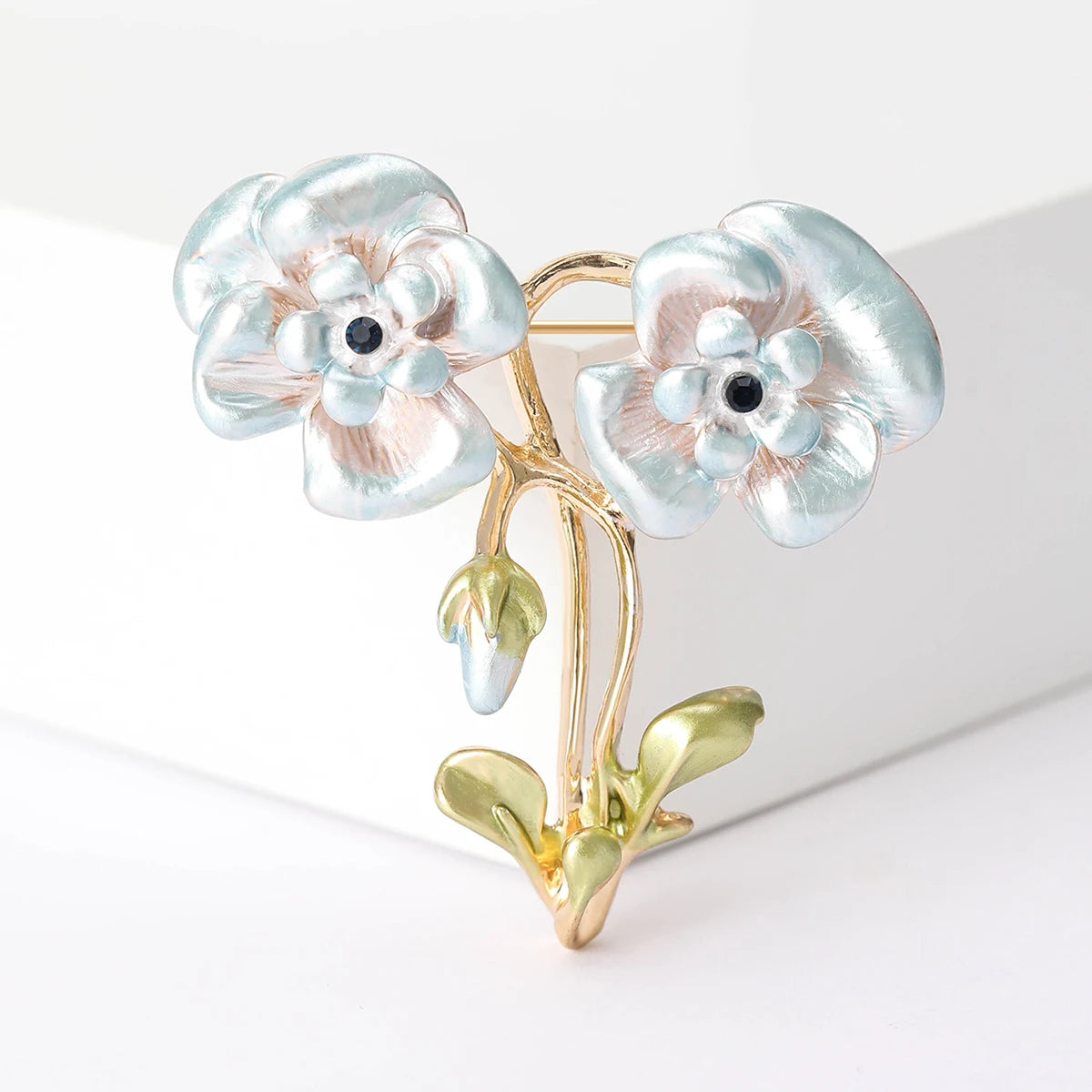 Luxury Pearl Enamel Flower Brooches for Women 4-color Botanical Pins Elegant Casual Accessories Perfect Gifts