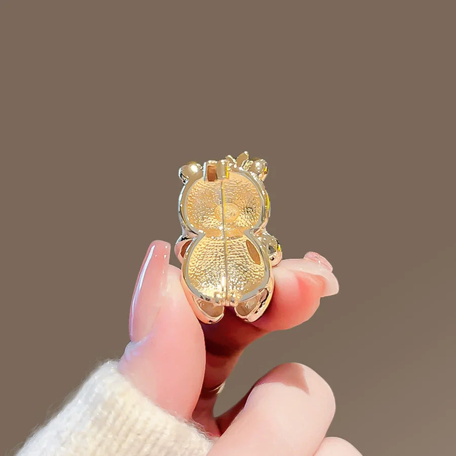 Cute Cartoon Enamel Panda Brooch Luxury Crystal Bamboo Animal Pins Women Men Badge Jewelry Hat Coat Accessories Party Gift