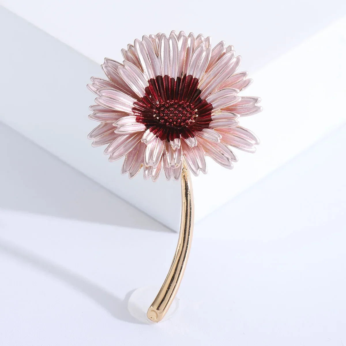 Enamel Chrysanthemum Pin for Women Sunflower Brooches Flower Leaf Pins Banquet Party Backpack Gifts Jewelry Accessories