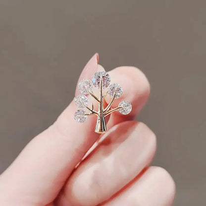 Cute Mini Brooch Pins Colorful Crystal Fruit Bowknot Flower Neckline Lapel Pin for Women Girls Buckle Jewelry Gifts