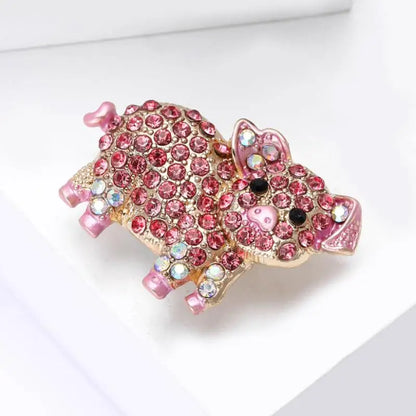 Adorable Flash Pink Zircon Pig Brooch Unique Animal Pin for Ladies Girls Wedding Party Daily Wear Accessories Gift