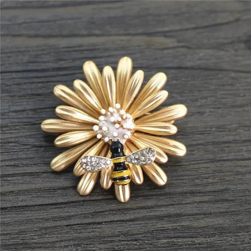 SHMIK High-end Women Girls Fashion Elegant Crystal Daisy Brooch Badges Fashion Exquistie Lady Wedding Party Pin Jewelry Buckles