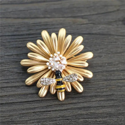 SHMIK High-end Women Girls Fashion Elegant Crystal Daisy Brooch Badges Fashion Exquistie Lady Wedding Party Pin Jewelry Buckles