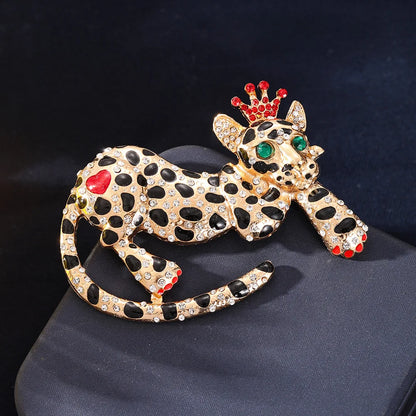 Baroque-style Luxury Vintage Heavy-Duty Lion Animal Design Brooches for Men and Women, Jewelry and Fashion Accessories