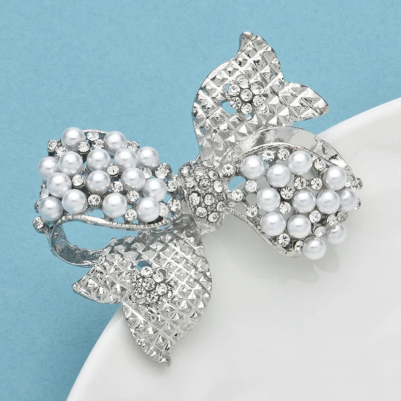 Wuli&baby Beautiful Pearl Bowknot Brooch Pins For Women Unisex Rhinestone Bow Office Party Brooches Fashion Jewelry Gifts