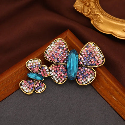 Women  Classic Vintage Luxury Crystal Butterfly Brooches Pins Exquistie Fashion Shiny Rhinestone Insect Series Accessories