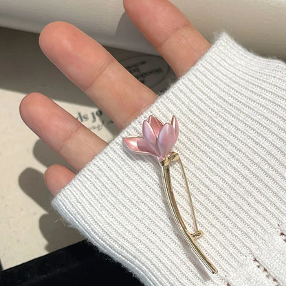 Fashion Exquisite Brooches for Women Girls Elegant Lotus Flower Metal Badges Brooches Casual Office Pins Suit Jewelry