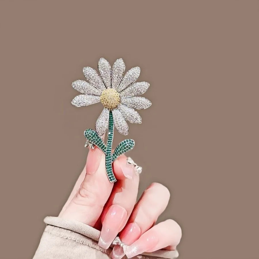 1Pc Exquisite Daisy Brooch for Men Women Dainty Plant Sunflower Shaped Pins Jewelry Trendy Accessories Party Gifts 2025