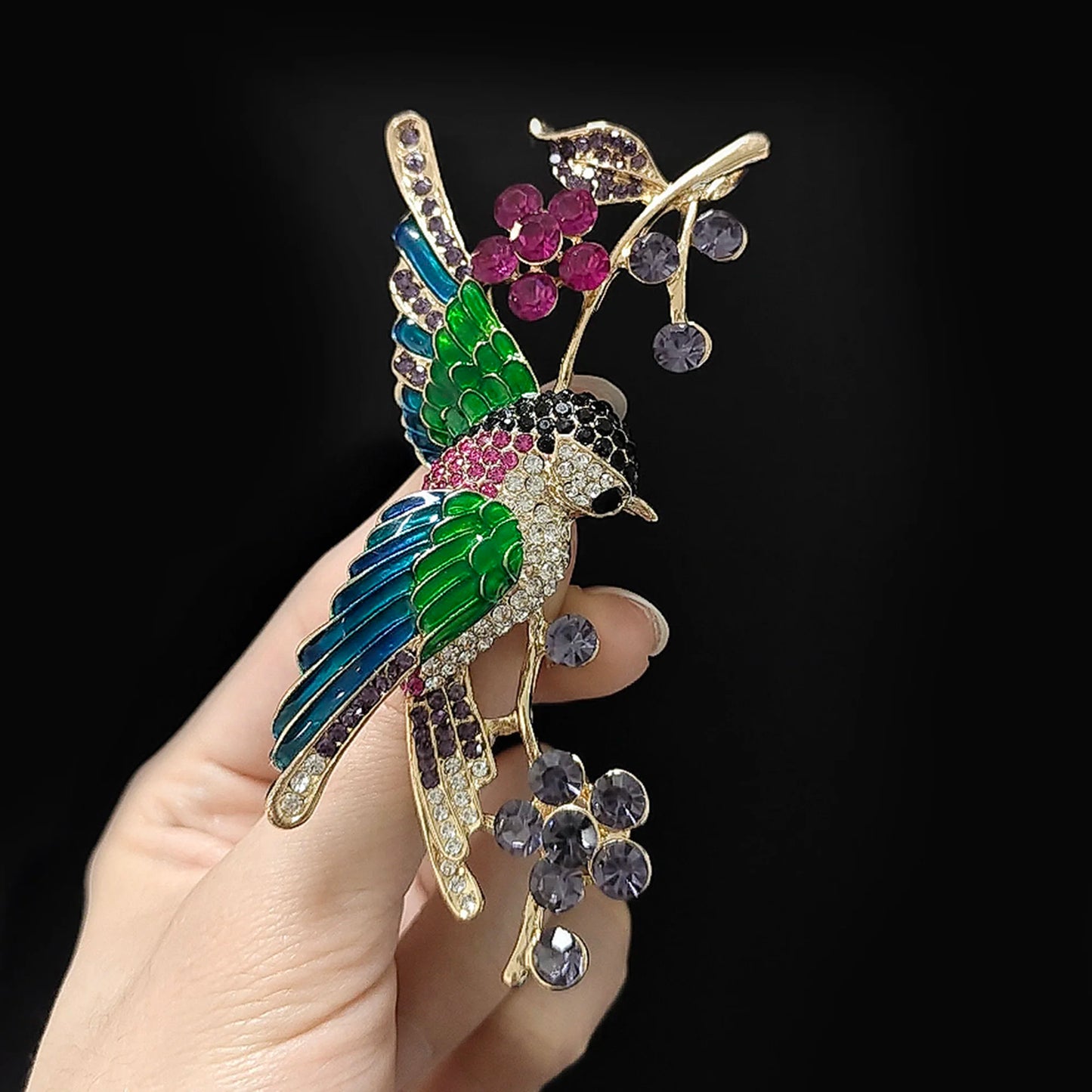 Beaut&Berry Trendy Rhinestone Bird Brooches for Women Unisex Animal Pins Casual Party Jewelry Accessories Gifts Decoration