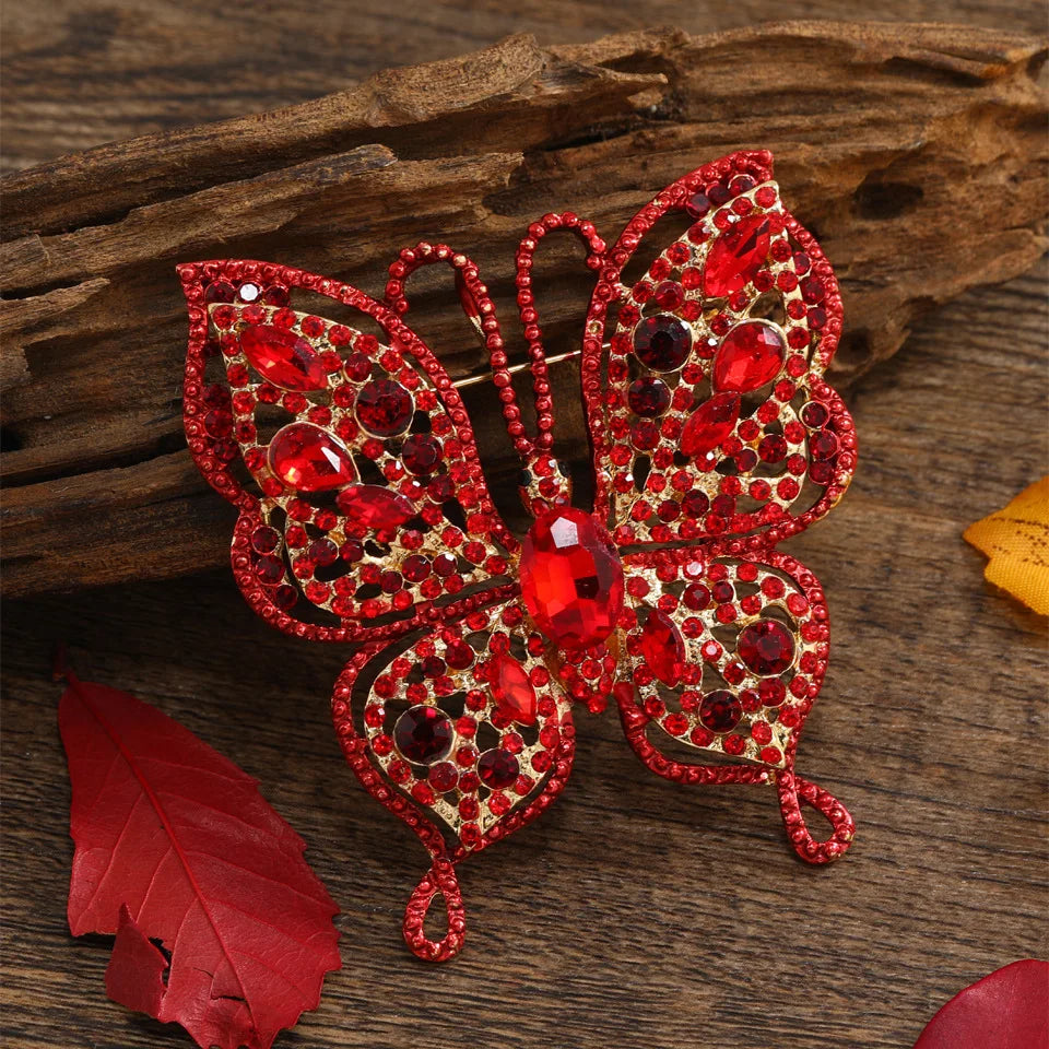 Women  Classic Vintage Luxury Crystal Butterfly Brooches Pins Exquistie Fashion Shiny Rhinestone Insect Series Accessories