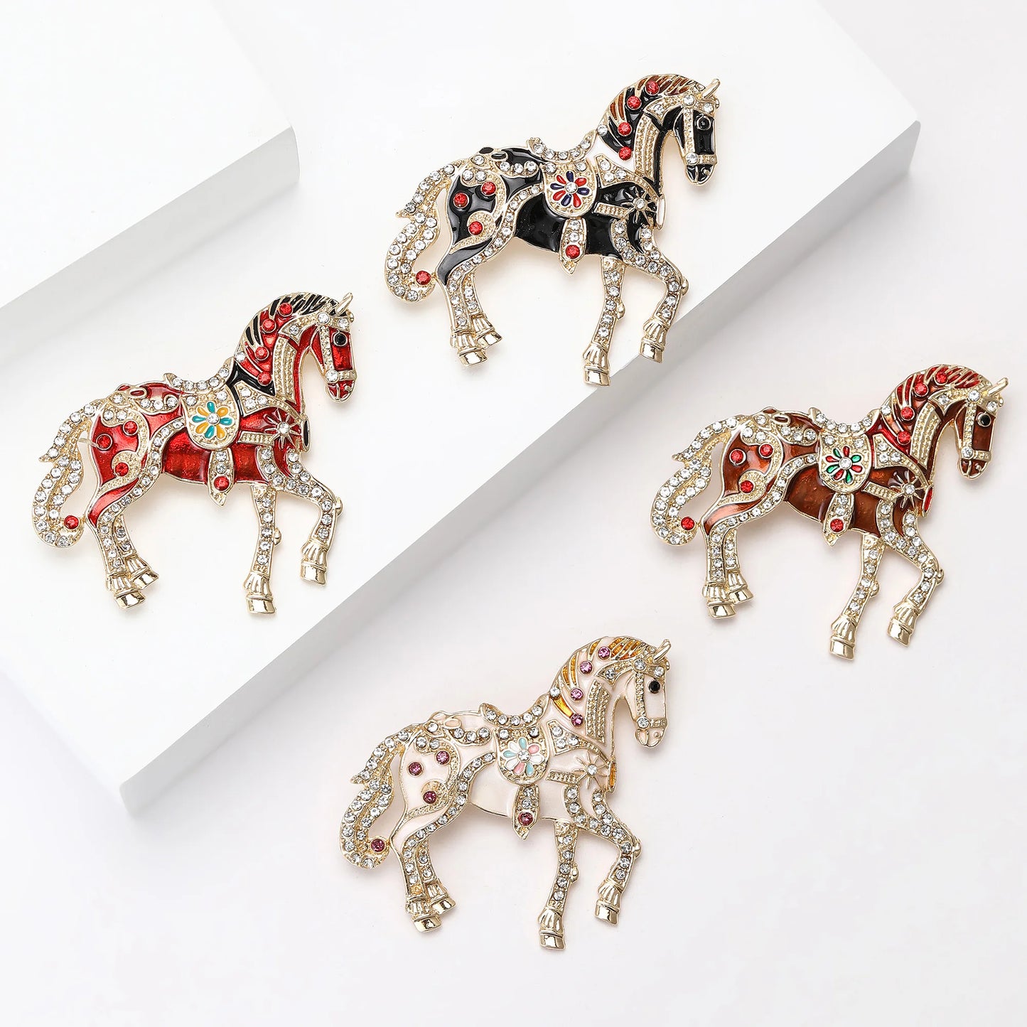 Beaut&Berry Classic Rhinestone Horse Brooches for Women Zodiac Animal Pins New Year Gifts Friends Party Jewellery