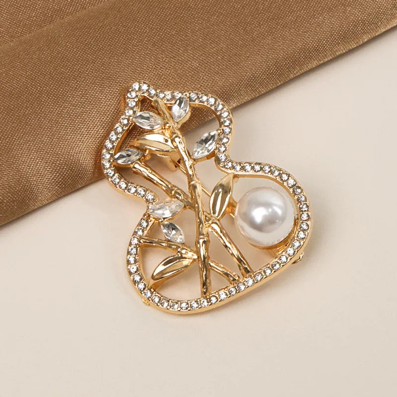Hollow Letters Gourd Shape Scarf Buckle Exquisite and Versatile Metal Scarf Buckle Accessories for Clothes Backpacks and Scarves