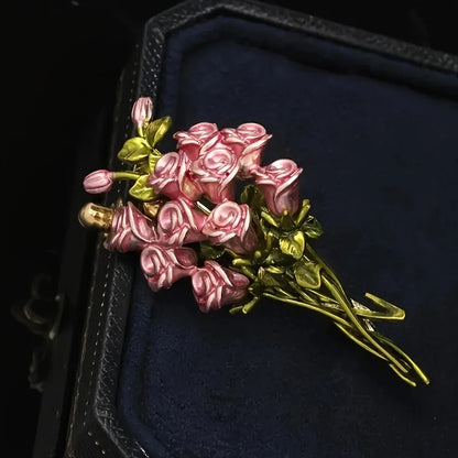Exquisite Rose Brooch with Pink Petals Paired with Green Leaves Brooches for Women Beautiful Bouquet Plants Party Pins Gifts