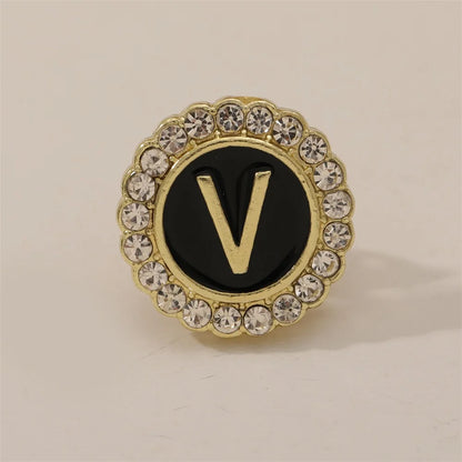 26 English Initials A-Z Brooches Classic Full Around Crystal Golden Alphabet Pins For Women Men Girls Clothes Bag Jewelry Gift