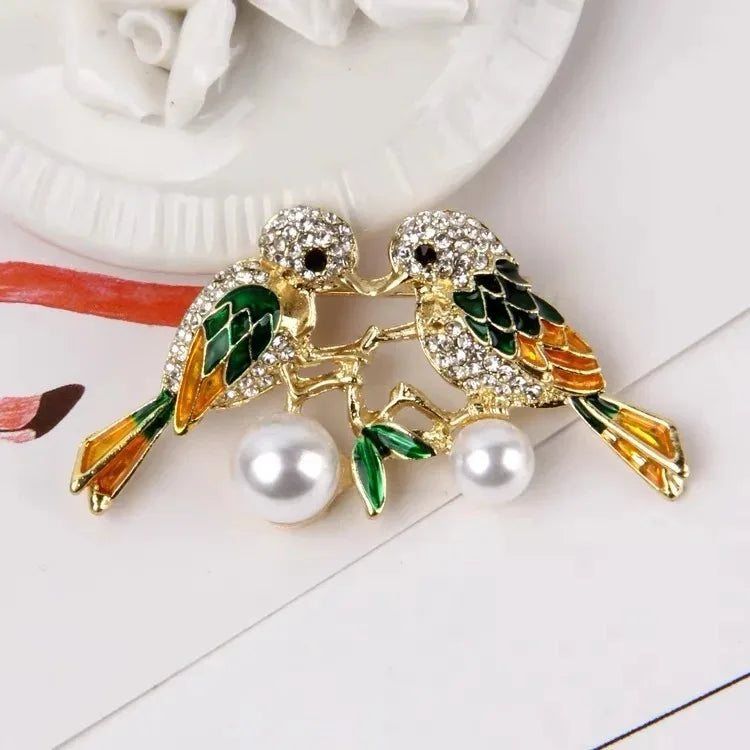 Luxury Crystal Rhinestone Pearl Magpie Couple Brooch Animal Paired Pin For Lady Clothing Fashion Jewelry Accessories Badges Gift