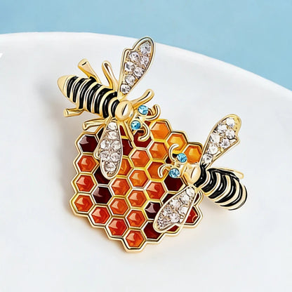 Wuli&baby Lovely Honeycomb And Bees Brooches For Women Unisex Rhinestone Enamel Insects Party Office Clothes Brooch Pins Gifts