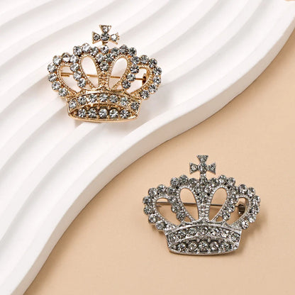 Luxurious Diamond Crown Brooch Women’s Alloy Rhinestone Brooch Fashionable and Versatile Suit Jacket Coat Accessory Brooches