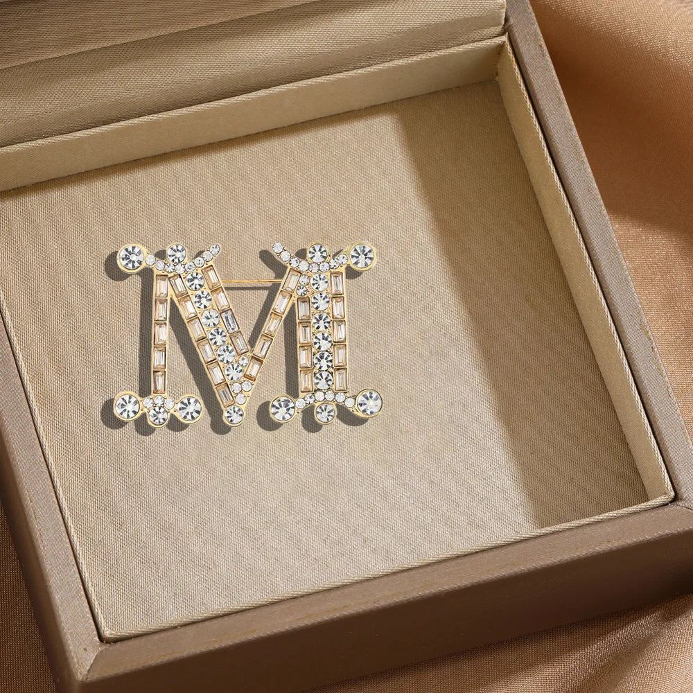 Letter M Brooch All-season Universal Alloy Corsage Pin for Men and Women High-end High-end Clothes Bag Scarf Accessories Brooch