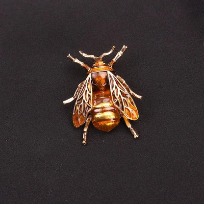 Enamel Bumblebee Brooches Women Alloy Yellow Bee Insect Brooch holiday Gift Broche Banquet Pins