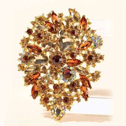 Designer fashion gold plated brooch pin with sparkling gemstone ladies brooch novelty elegant beautiful luxury vintage