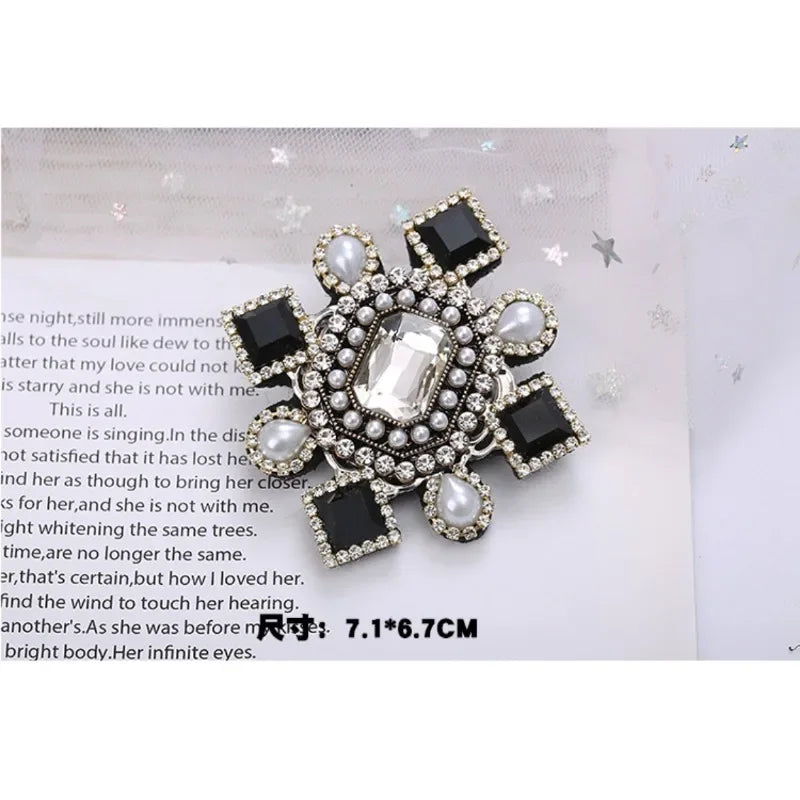 Elegant Geometric Crystal Stone Square Symmetrical Brooch Blue Green Large Rhinestone Cross Flower Pin with Clip for Women