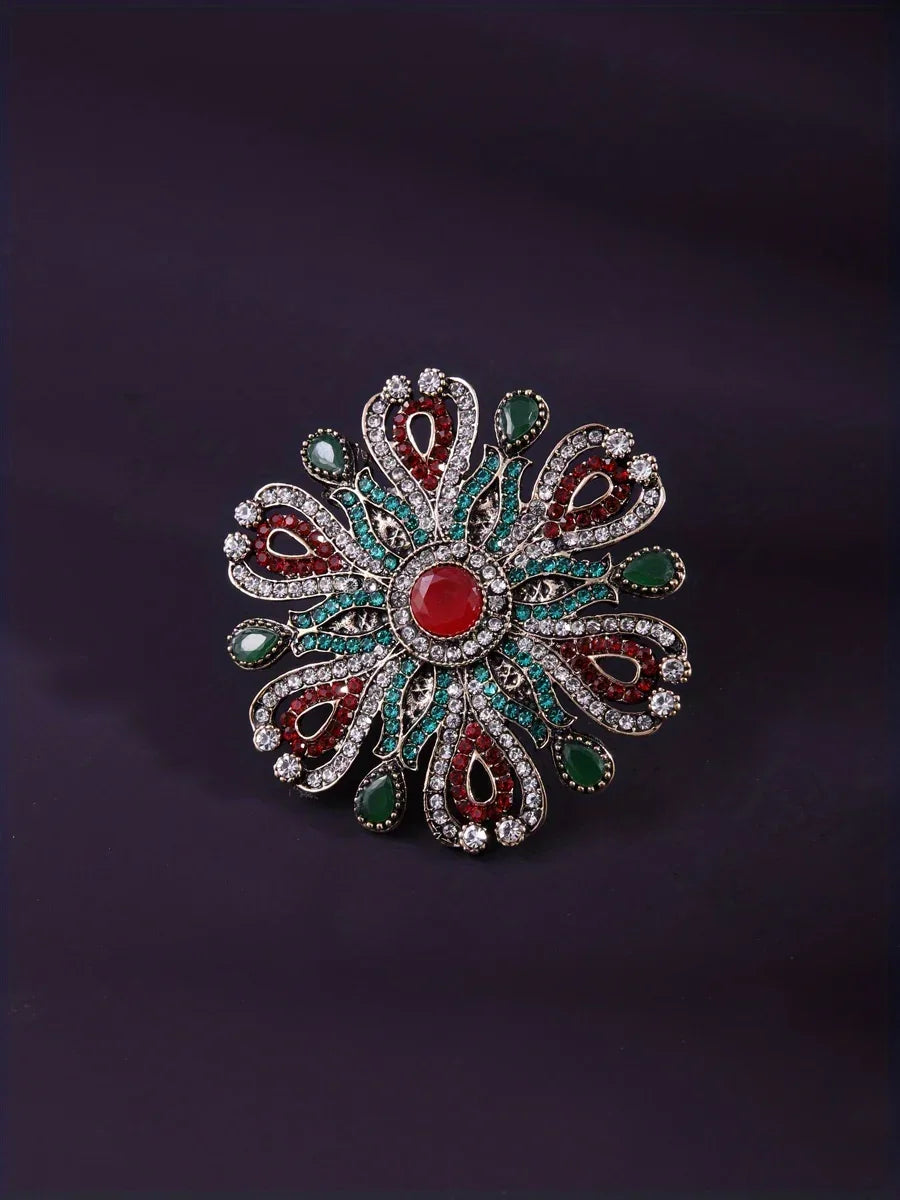 Baroque Classic Crystal Badges Brooch For Women Men Retro Rhinestone Pin Accessories
