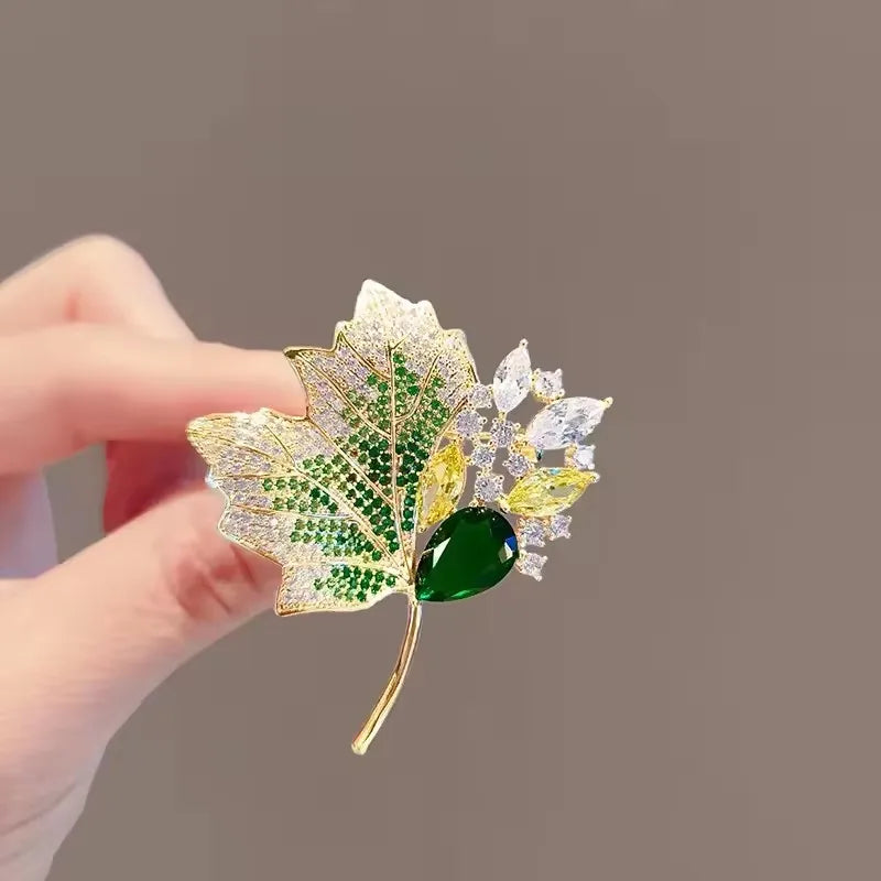1pc Chic Maple Leaf Brooch with Shiny Rhinestones, Coconut Tree Plant Pin Jewelry Accessories - Great for Personal or Gift Use