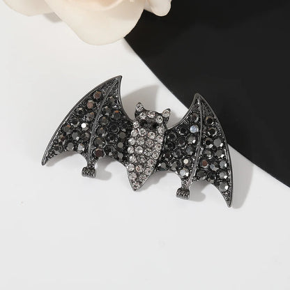 Funny Bat Brooch Gothic Lapel Pin For Women Clothing Coat Sweater Halloween Holiday Party Jewelry Accessories Gift