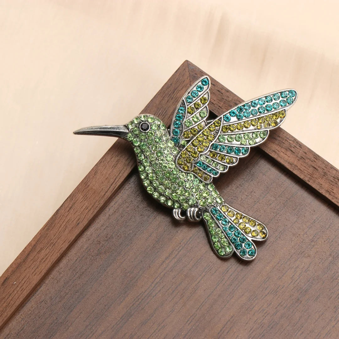 Baroque Luxury Swallow-Motif Brooches for Men and Women, Jewelry and Accessories, Wedding, Holiday, and Party Gifts