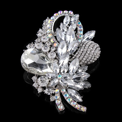 Baroque Luxury Beautiful Openwork Floral Design Brooch for Men and Women, Jewelry Accessories, Wedding Holiday Party Couple Gift