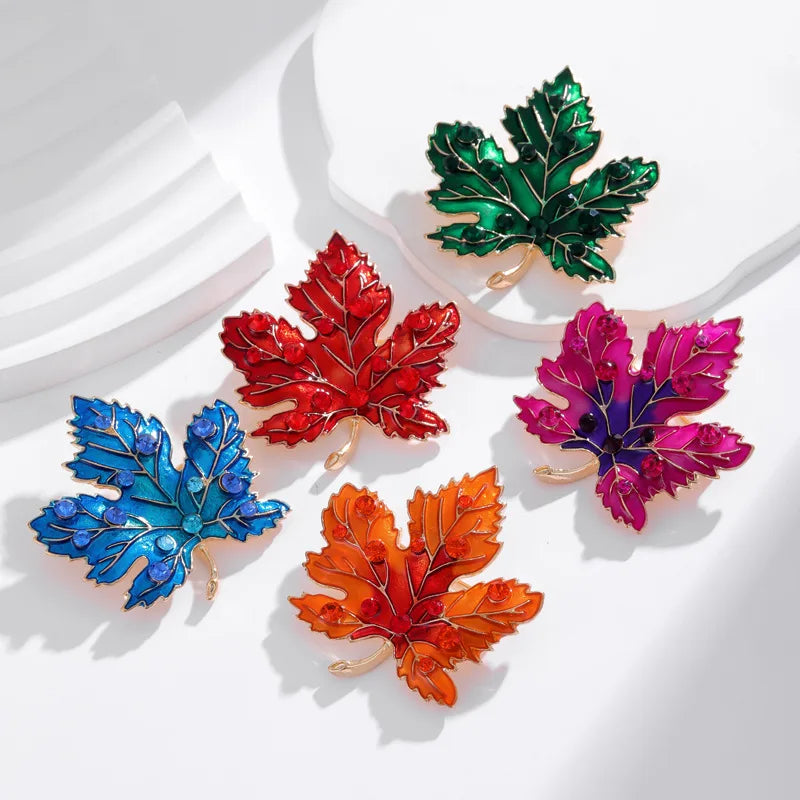 Exquisite Crystal Enamel Maple Leaf Brooch Pin for Women Plant Corsage Badge Wedding Jewelry Gifts