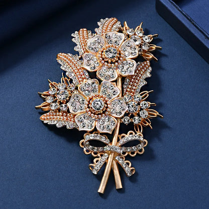 Fashionable Retro Floral Brooch Pin Heavy Work Diamond Embedded Versatile Outerwear Accessory Gift for Men And Women