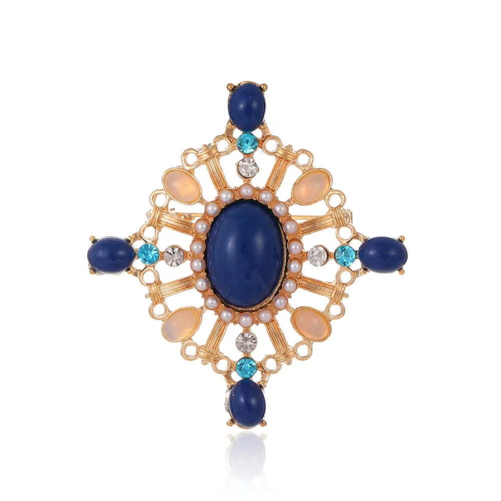 Luxury Vintage Court Cross Brooch Baroque Openwork Shiny Crystal Pearl Pin Men's and Women's Metal Enamel Jewelry Gifts