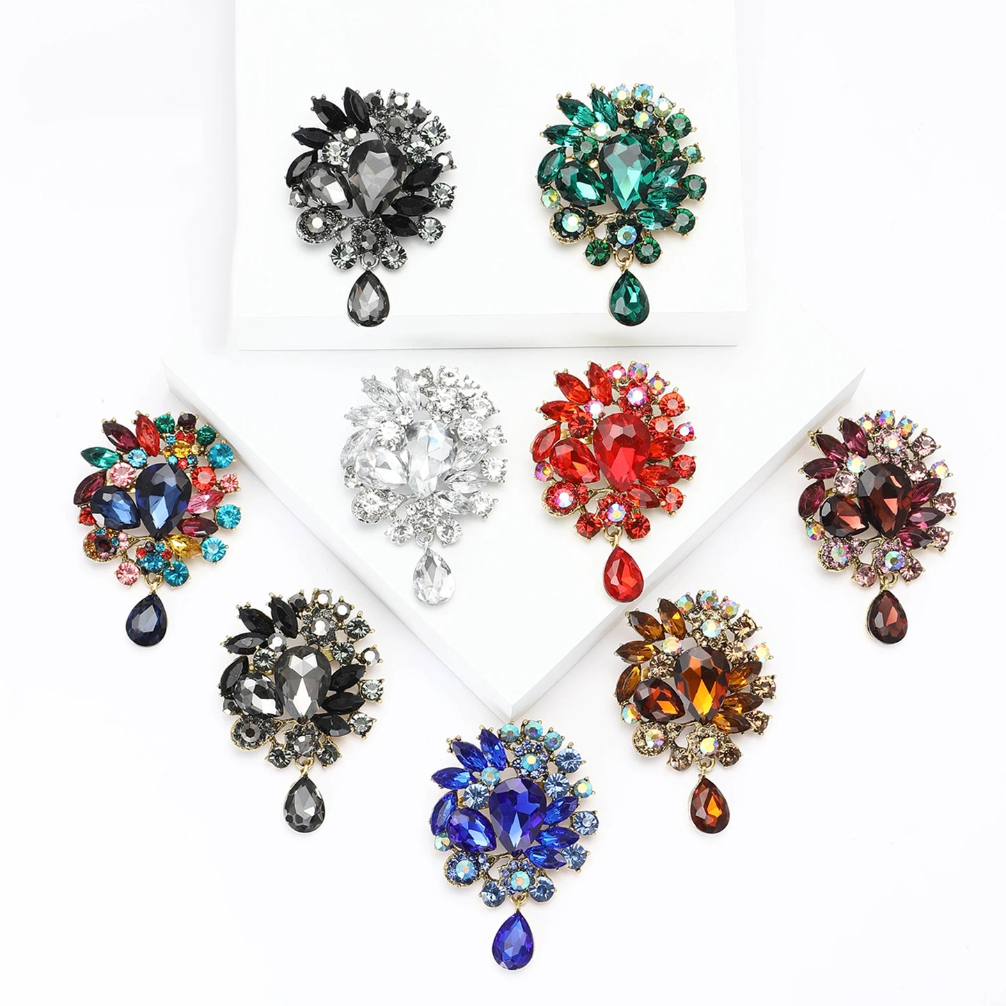 Beaut&Berry Vintage Crystal Glass Brooches for Women Unisex Rhinestone Pins Friends Party Gifts Banquet Jewellery Accessories