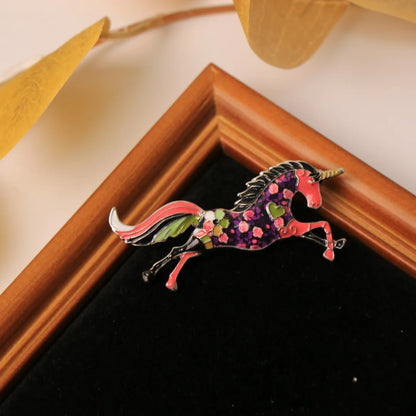 Baroque-style Luxury Enamel Alloy Crab-Design Brooch for Men and Women, Jewelry and Fashion Accessories