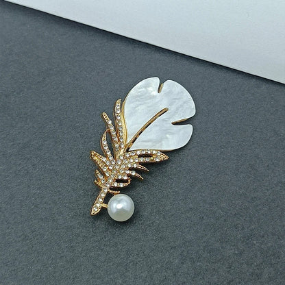 Luxury Crystal Feather Pearl Brooches Metal Suit Pins Fashion Clothing Accessory Jewelry For Women Men Wedding Bridal Party