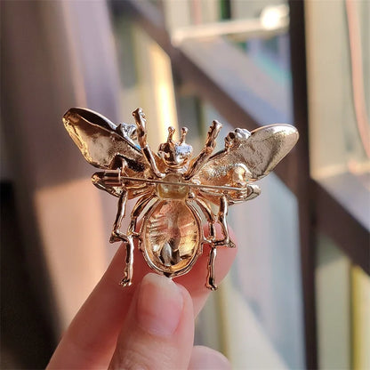 Cross border European and American retro hand-painted enamel honey brooch, female niche, high-end feel brooch DIY drip oil
