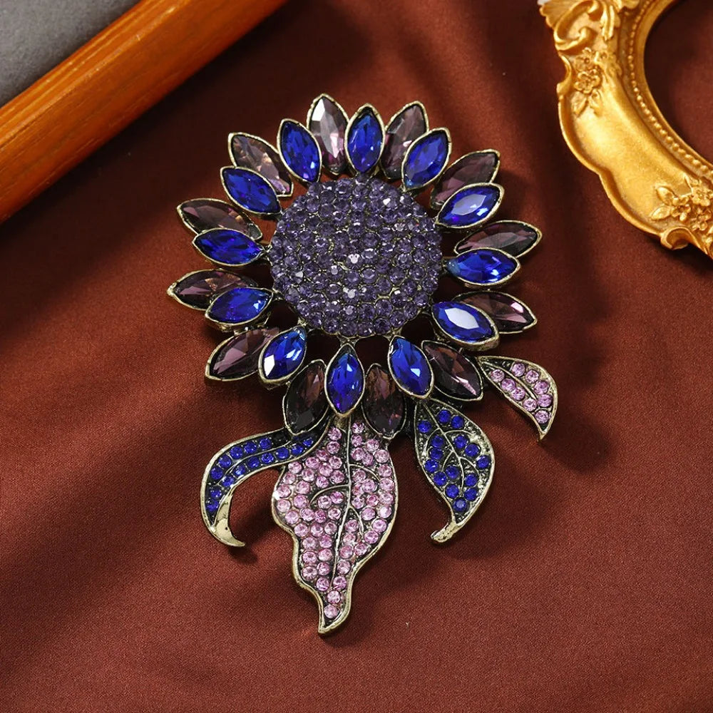 Baroque Luxury Beautiful Roses Sunflower Design Men's Women's Brooch Pins，Jewelry Accessories, Wedding Holiday Party Favors