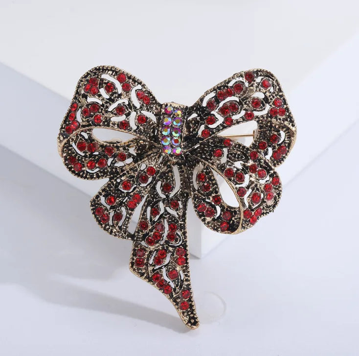 Luxury Sparkling Rhinestone Bow Brooch for Women Men Crystal Bowknot Pins Office Party Friend Jewelry Accessories Gifts